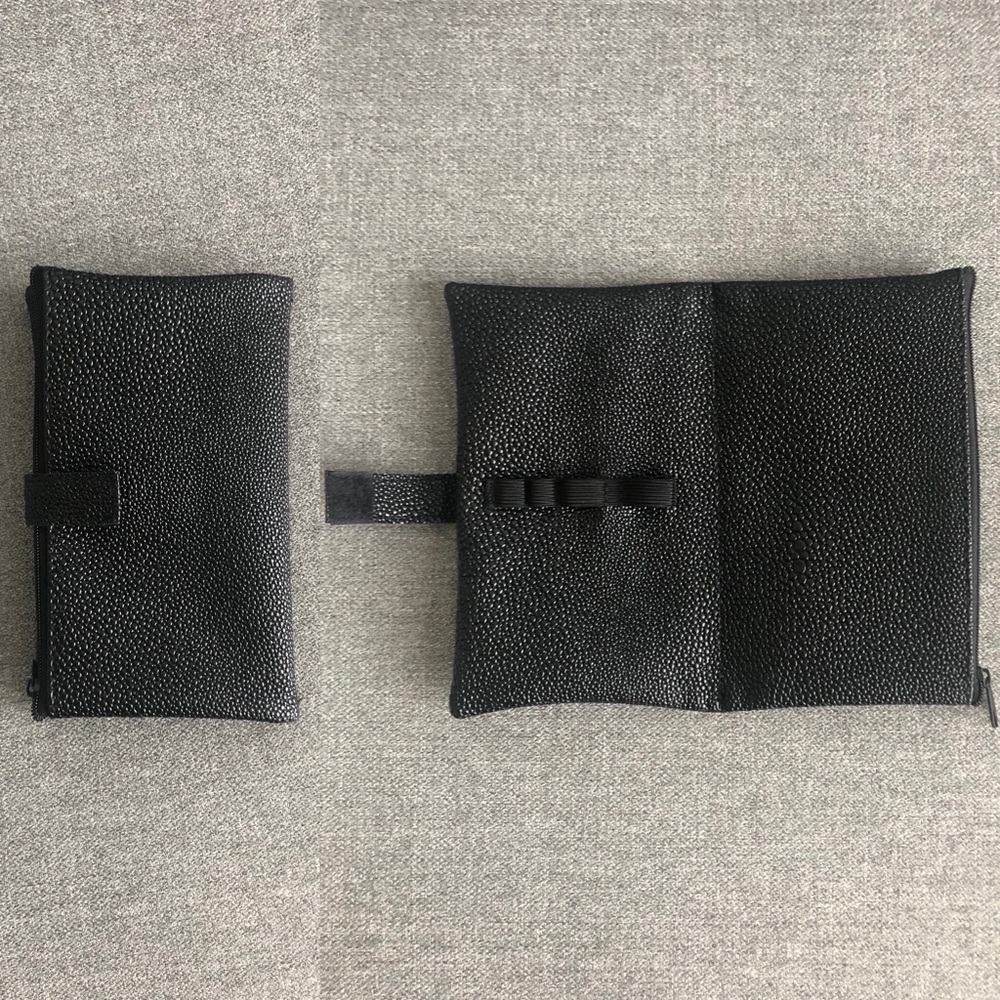 FREE✨✨e.l.f. Cosmetics Makeup Bag